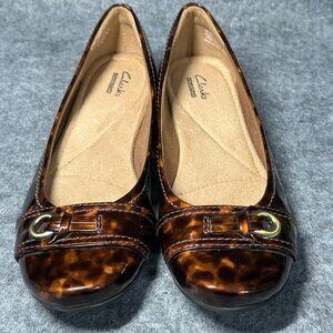 Clarks Propose Spire Dress Flats - Size 7 M - Tortoise Brown Patent Pumps